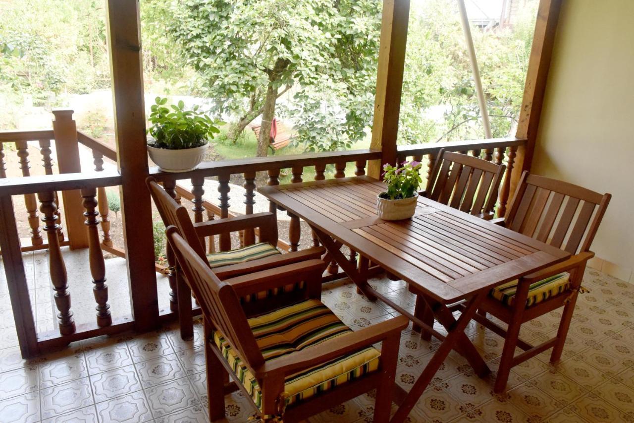 Guest House Kartuli Suli Telavi Exterior photo