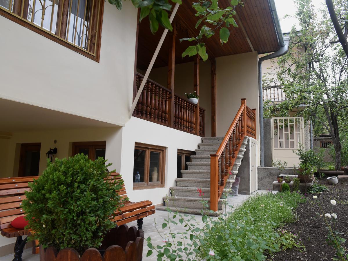 Guest House Kartuli Suli Telavi Exterior photo